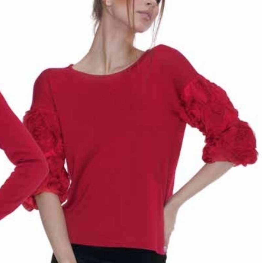 No Secrets Maglia Maniche Rose Sweater in Red